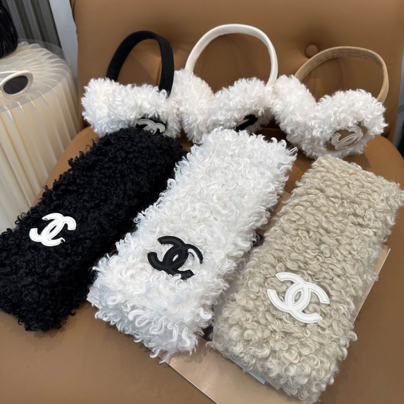 Chanel scarf earmuff dx06